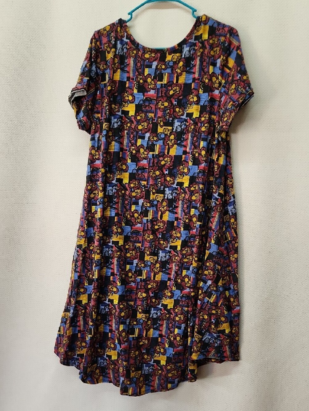 LuLaRoe Maxi Dress in Blue, Yellow, Purple, Burgundy - Picture 4 of 4